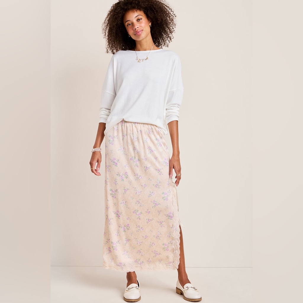 Francesca’s Abby Floral Satin Midi Skirt- Size Xl (Juniors)